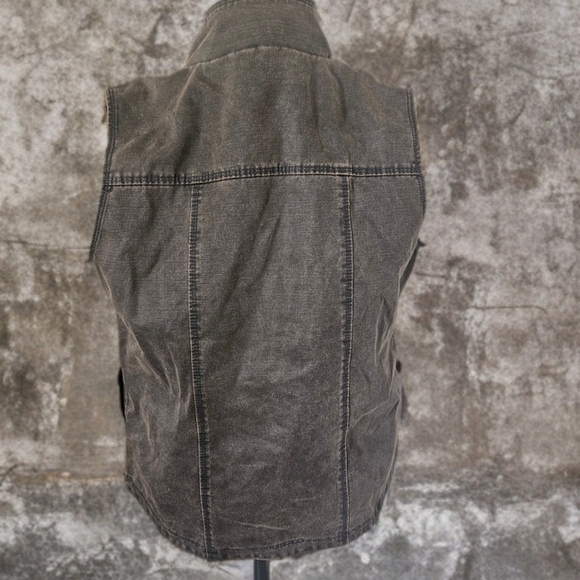 Women's Gray Denim Vest - Picture 2 of 4
